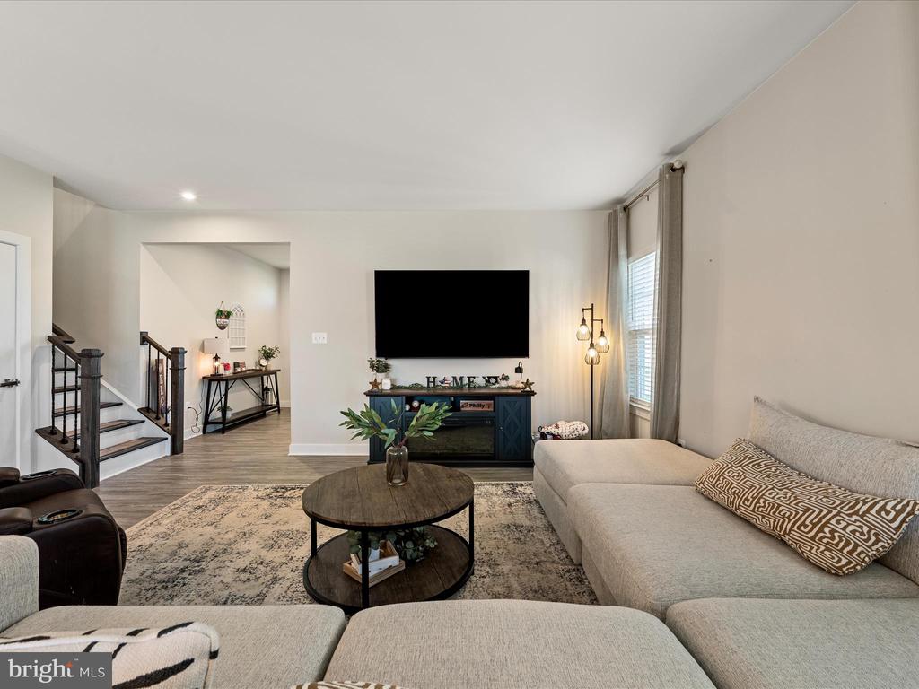 107 INTERLACE WAY