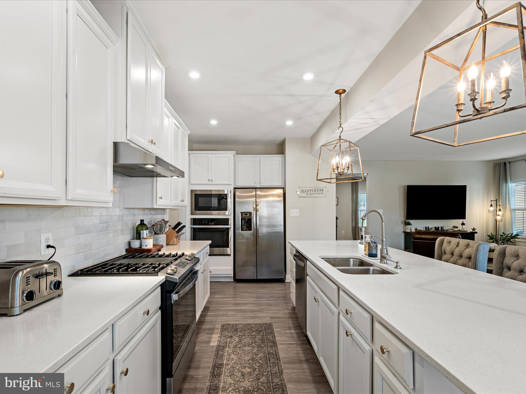 107 INTERLACE WAY