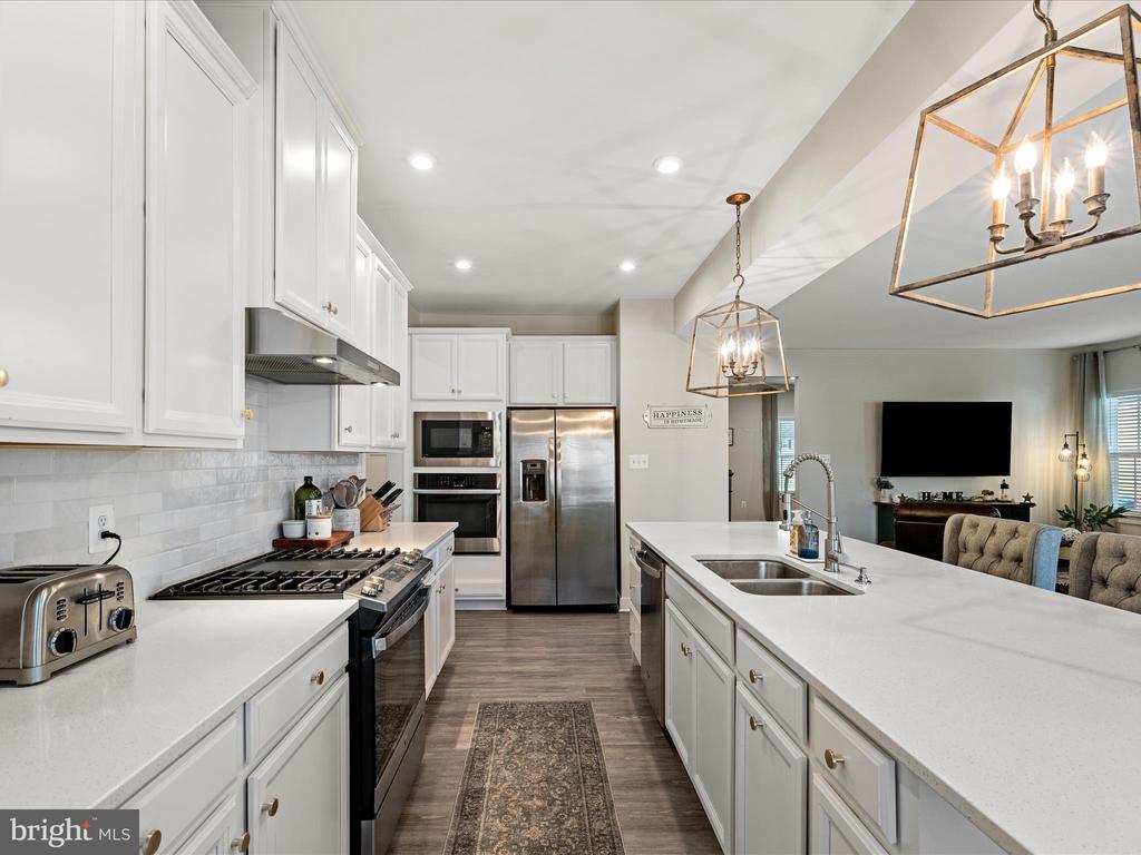 107 INTERLACE WAY