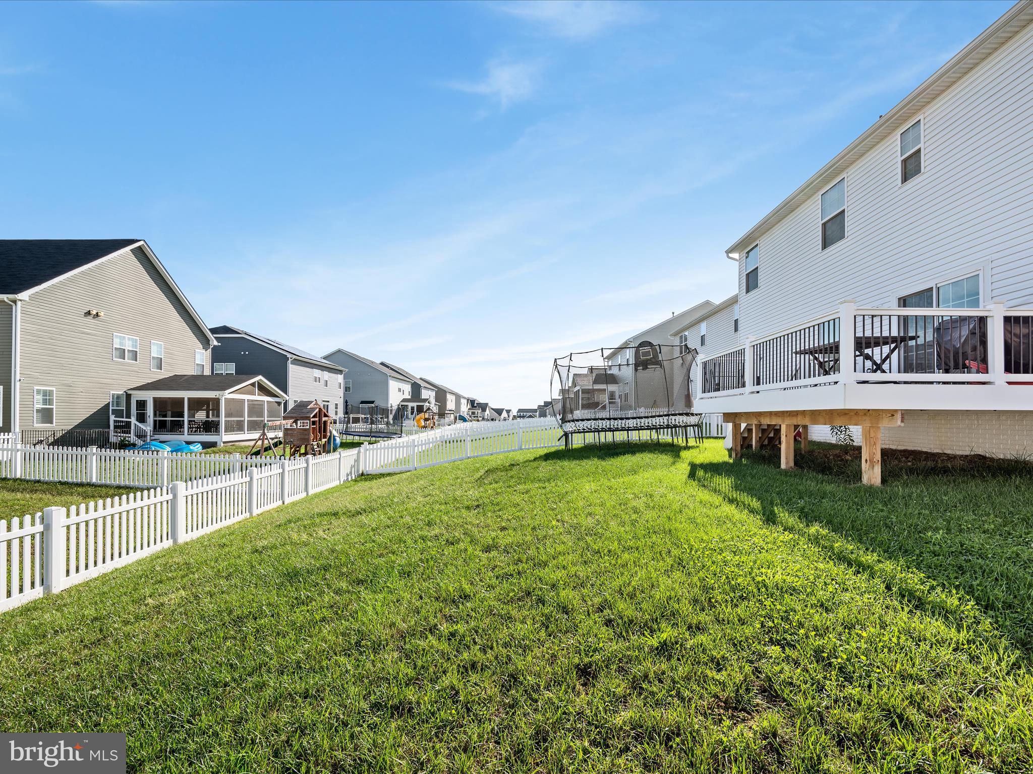 107 INTERLACE WAY