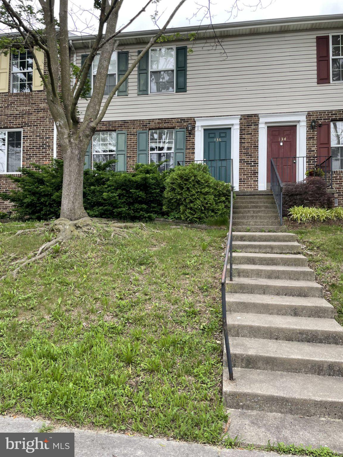136 PARKSIDE DRIVE