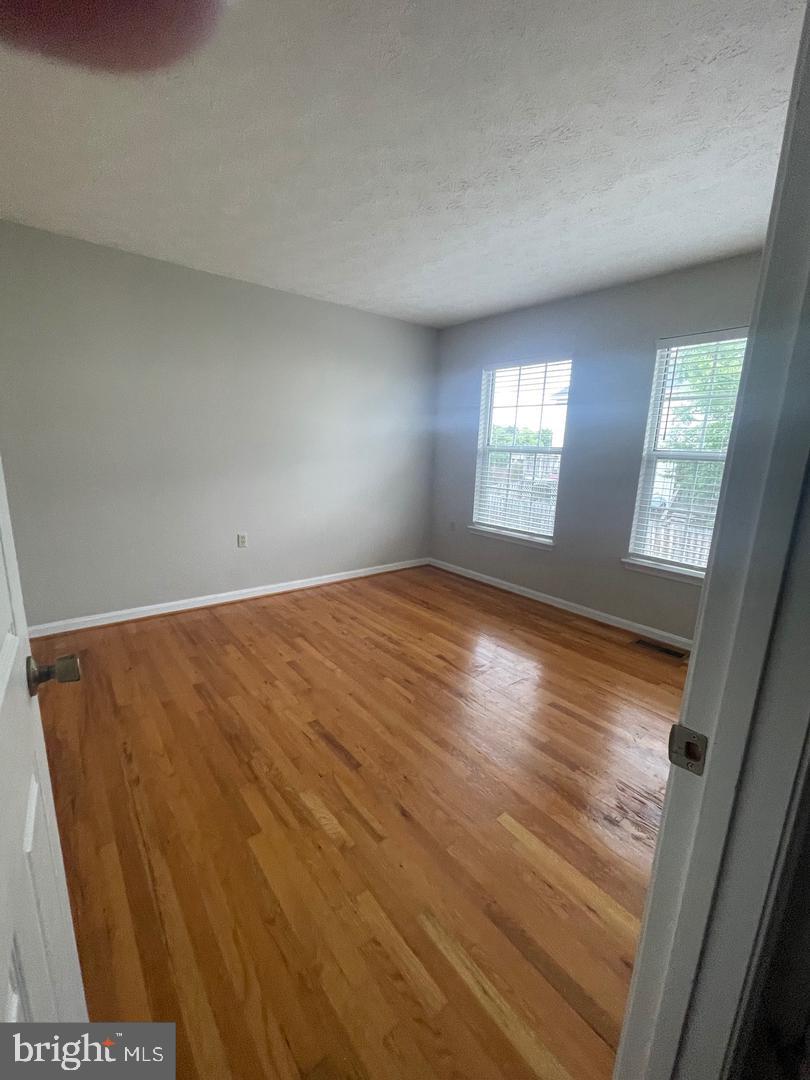 136 PARKSIDE DRIVE
