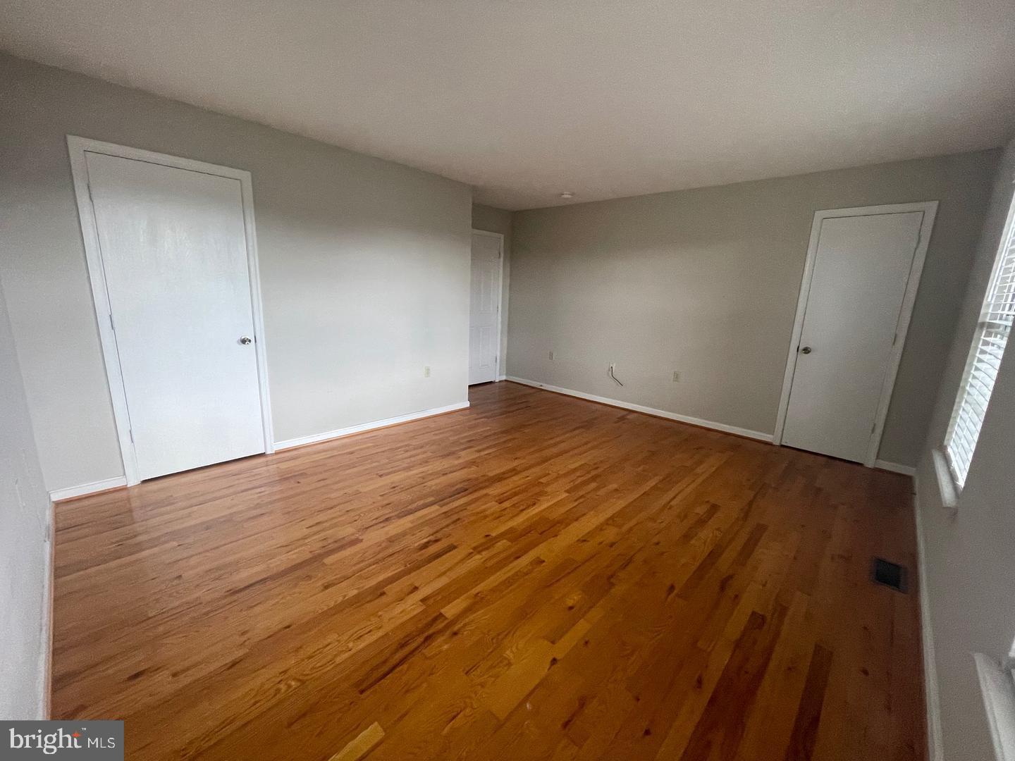 136 PARKSIDE DRIVE