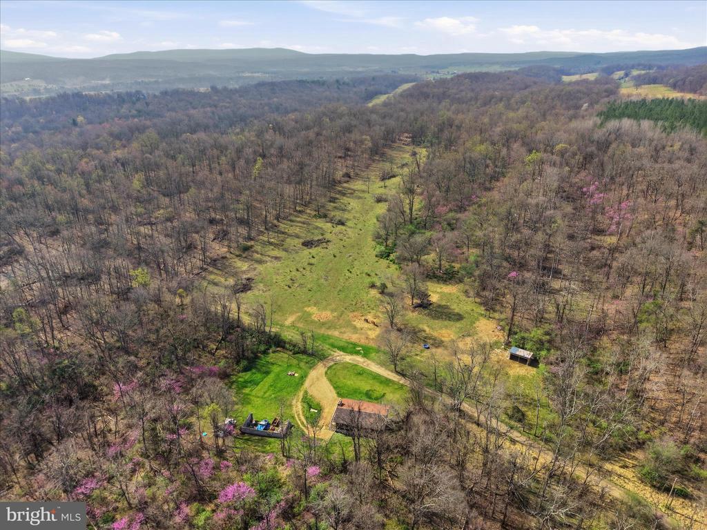 1112 STONY HILL
