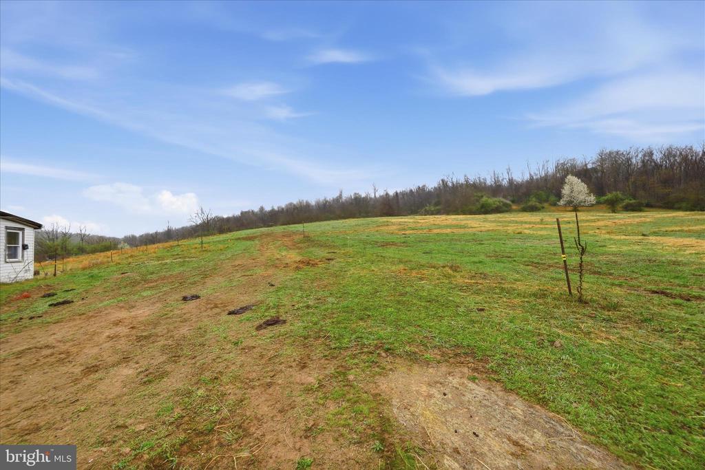 950 STONY HILL ROAD