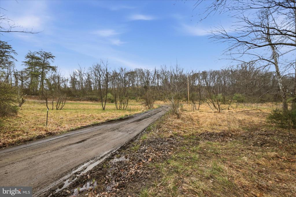 950 STONY HILL ROAD