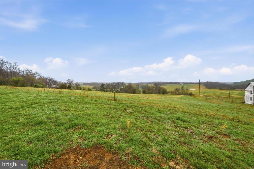 950 STONY HILL ROAD