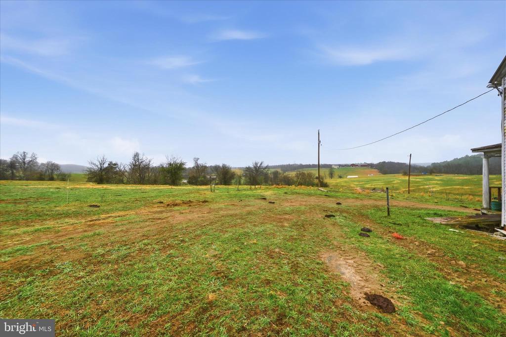 950 STONY HILL ROAD