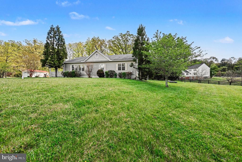 1564 PERRY ROAD
