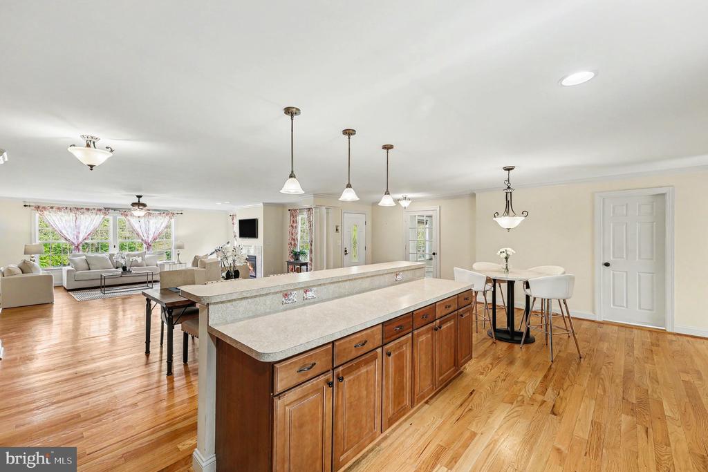 1564 PERRY ROAD