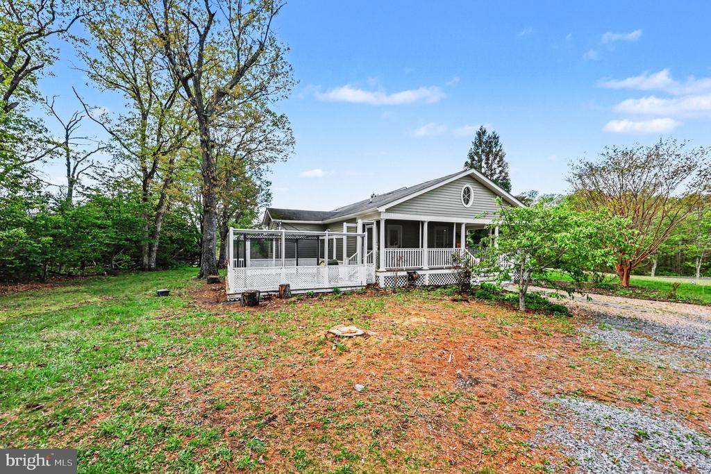 1564 PERRY ROAD