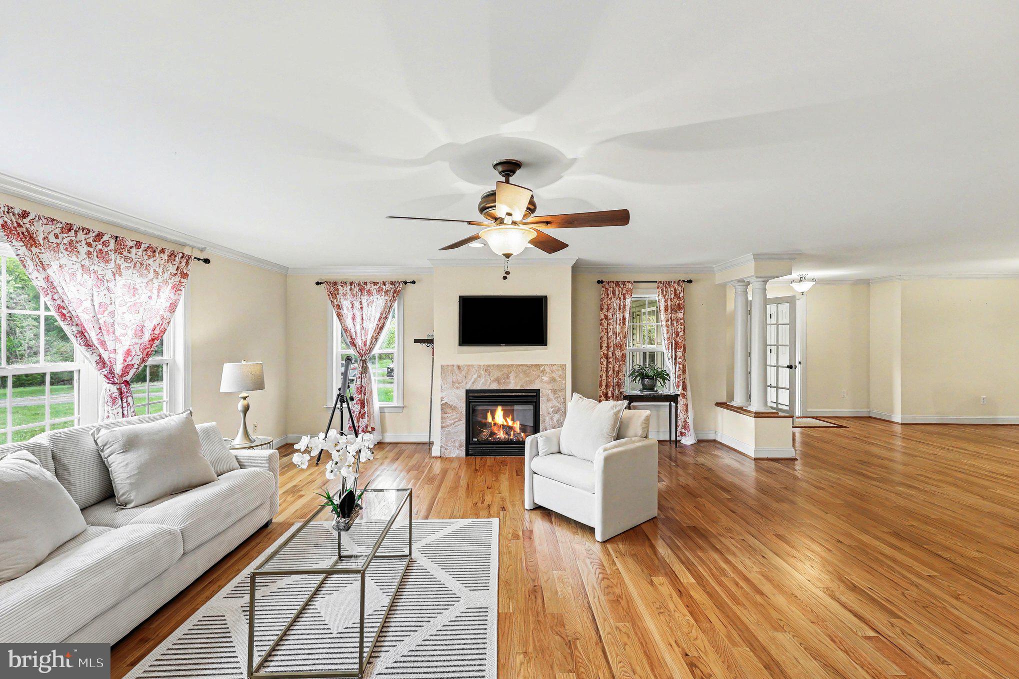 1564 PERRY ROAD