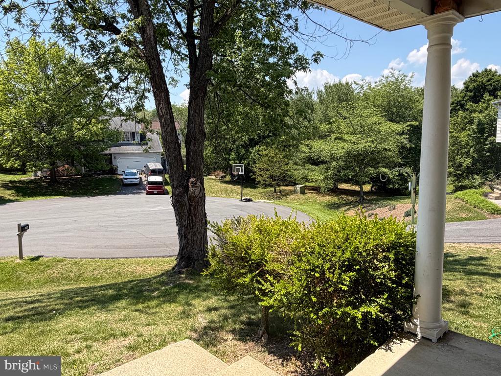104 KAPOK CIRCLE