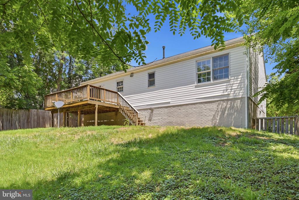 303 PEMBRIDGE DRIVE