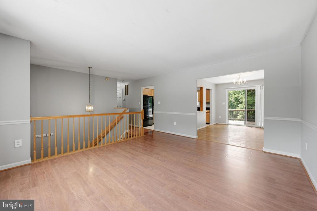 303 PEMBRIDGE DRIVE