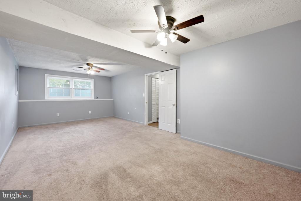 303 PEMBRIDGE DRIVE