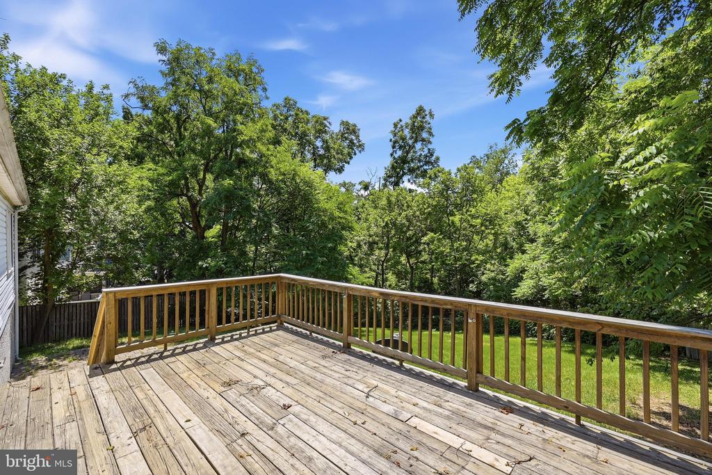 303 PEMBRIDGE DRIVE