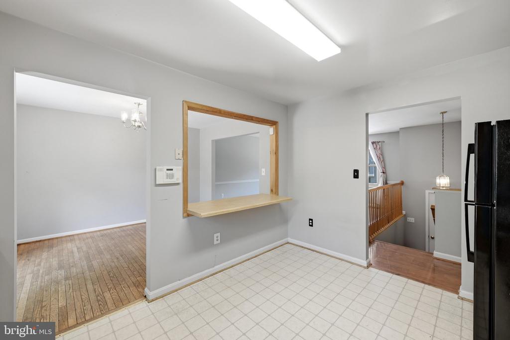 303 PEMBRIDGE DRIVE