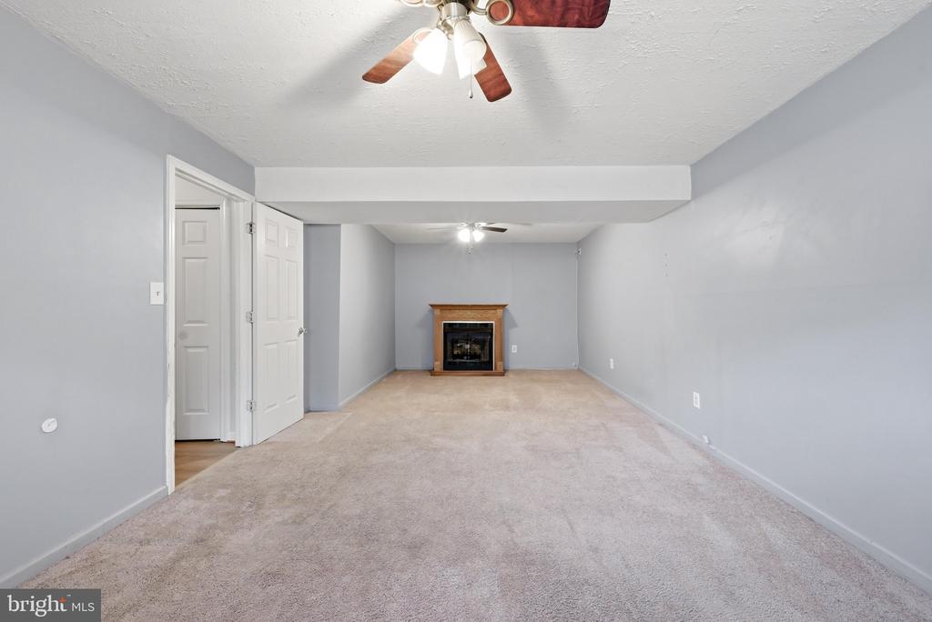 303 PEMBRIDGE DRIVE