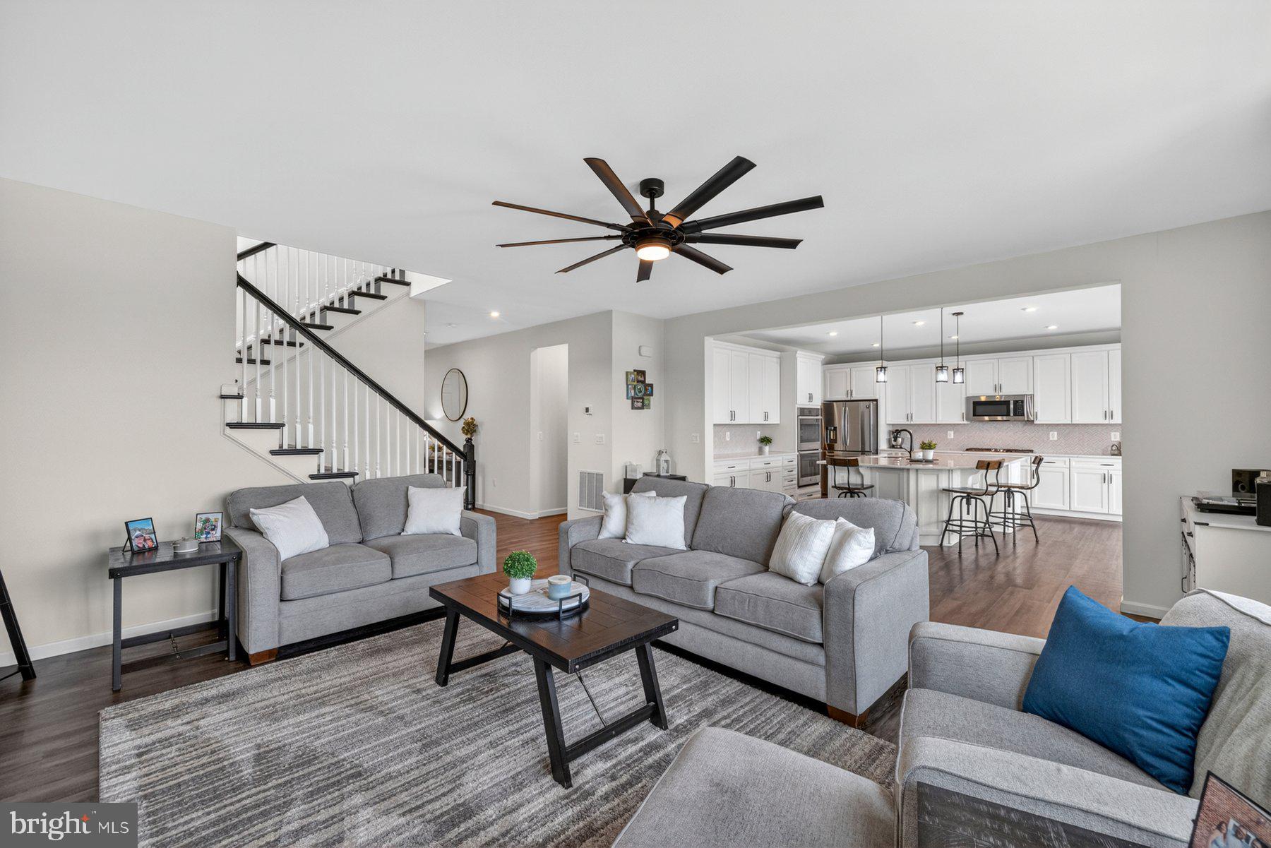 115 BRANDENBURY CT