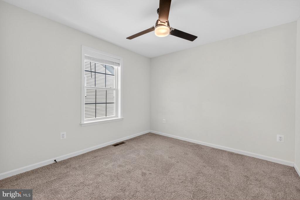115 BRANDENBURY CT