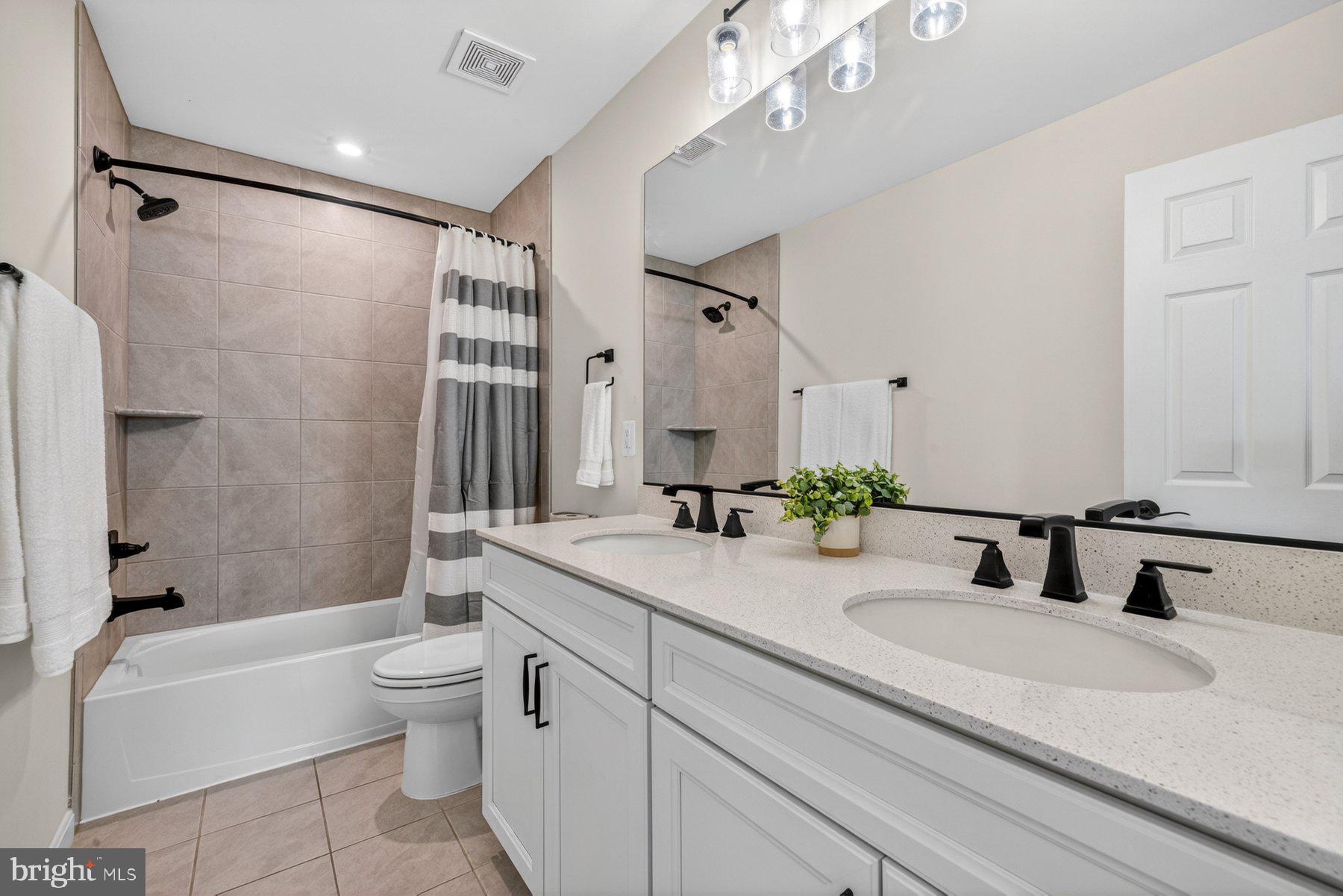115 BRANDENBURY CT