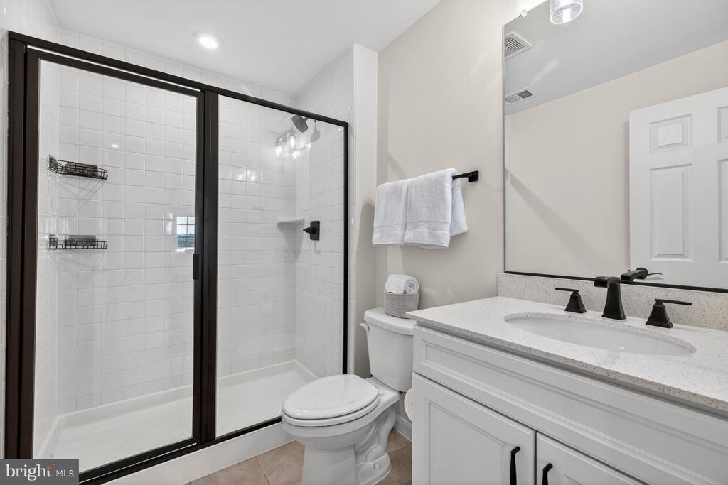 115 BRANDENBURY CT