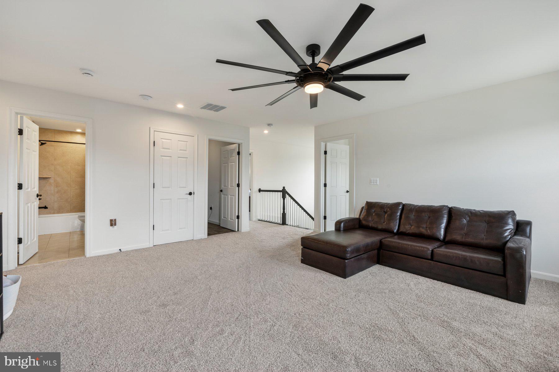 115 BRANDENBURY CT