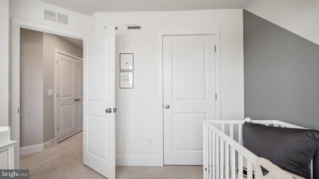 110 SIOUX LOOP