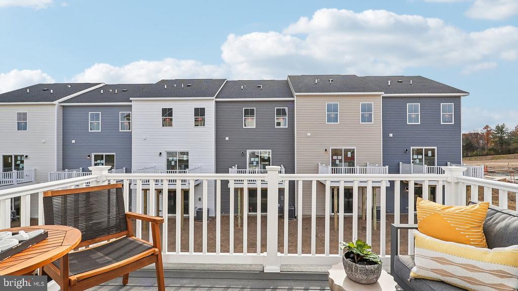 110 SIOUX LOOP