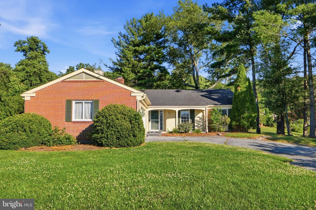 2285 JONES ROAD