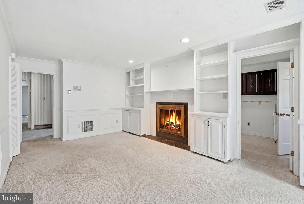 2285 JONES ROAD
