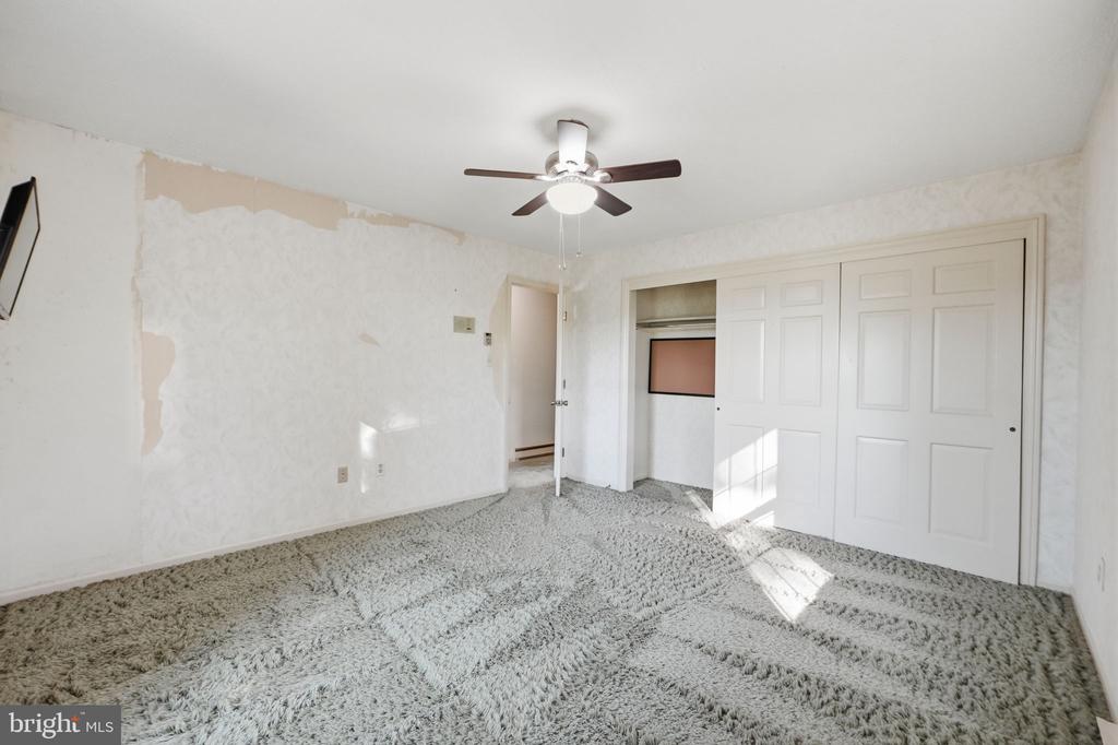 2285 JONES ROAD