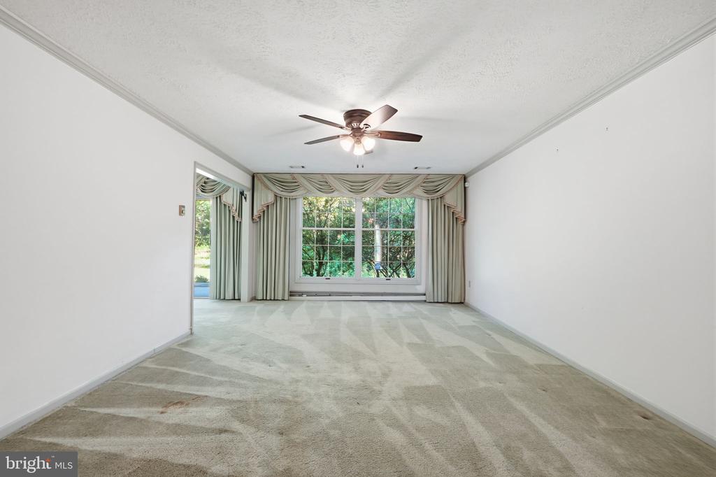 2285 JONES ROAD