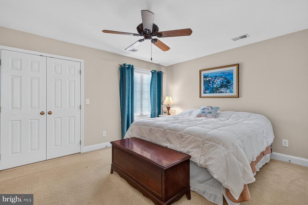 336 APPLE VALLEY ROAD