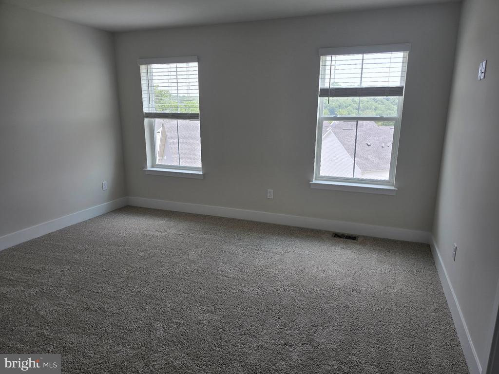 180 SIOUX LOOP Unit: LOT 67
