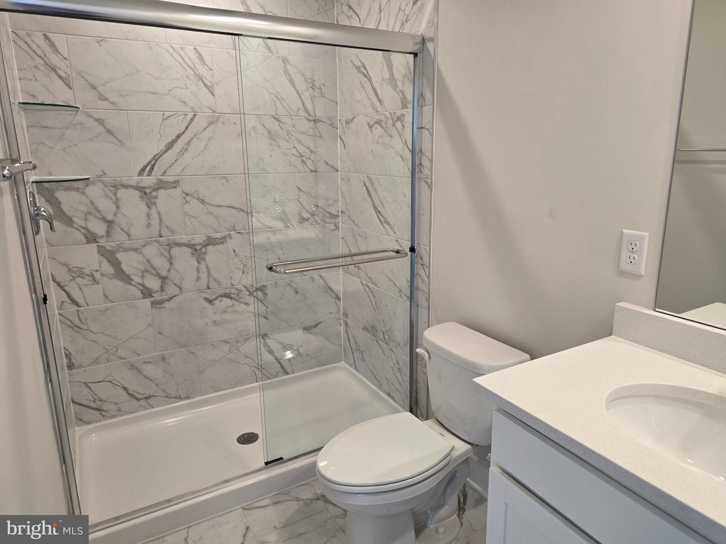 180 SIOUX LOOP Unit: LOT 67
