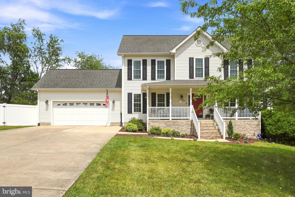107 DELL COURT