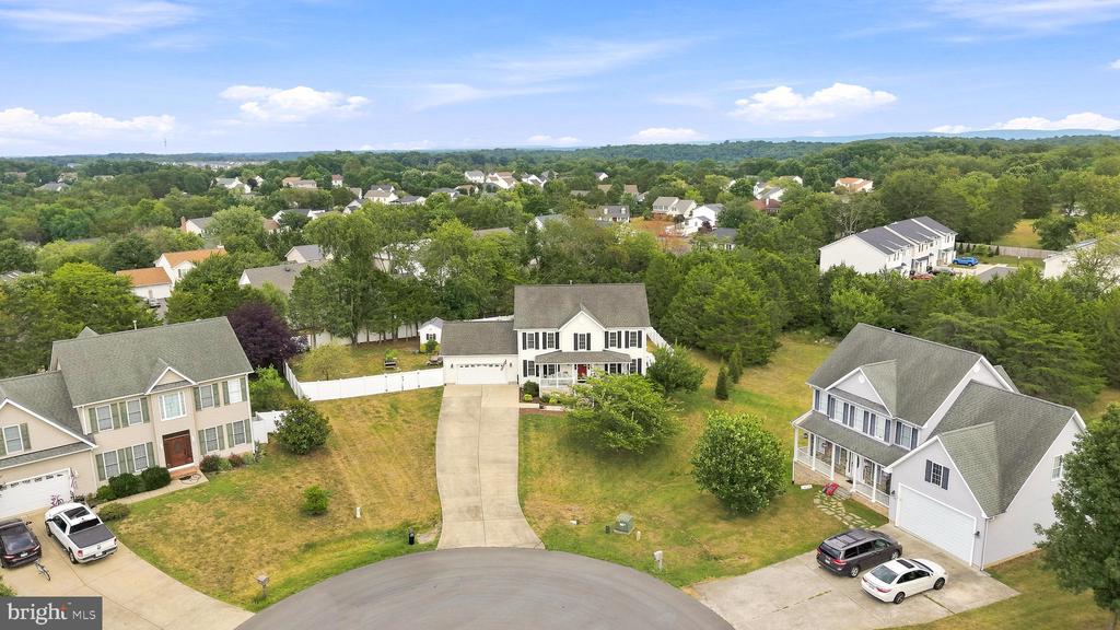 107 DELL COURT
