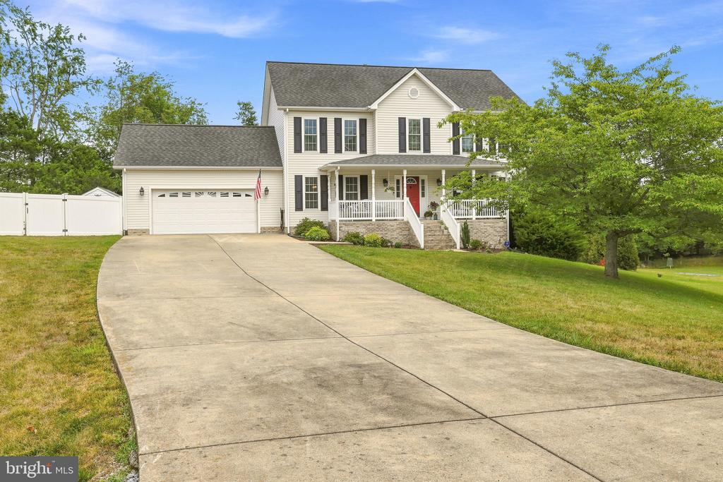 107 DELL COURT