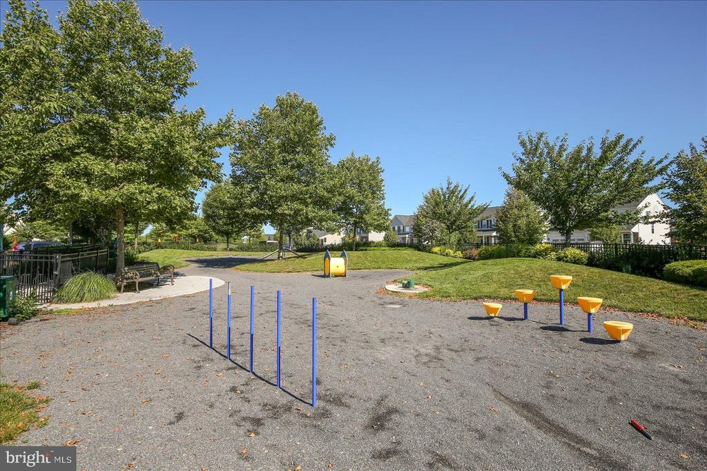 246 NORLAND KNOLL