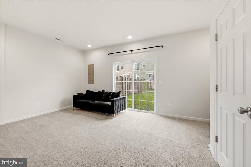246 NORLAND KNOLL