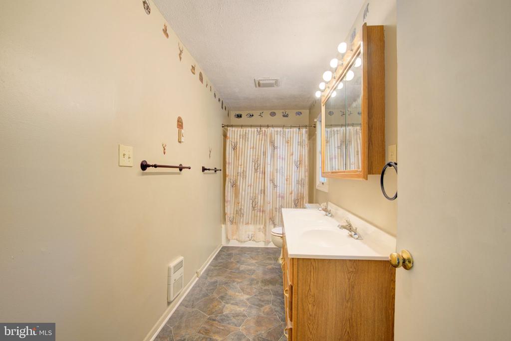 159 ASPEN TRL TRAIL