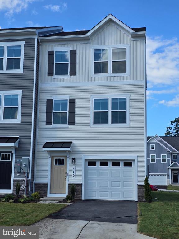 110 SIOUX LOOP