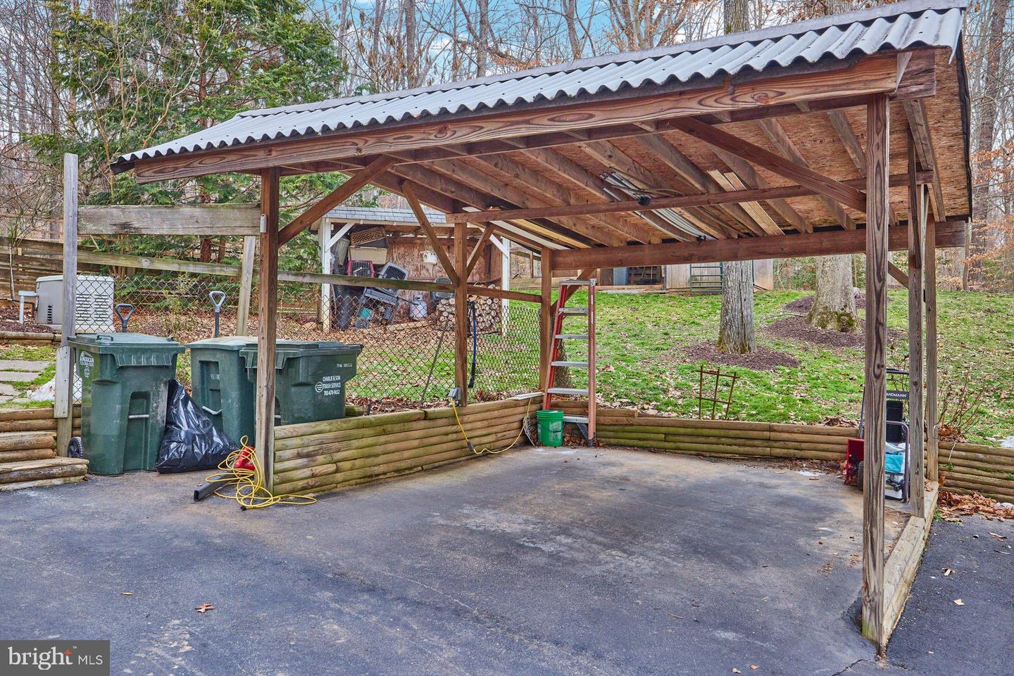 11900 Lakewood LANE
