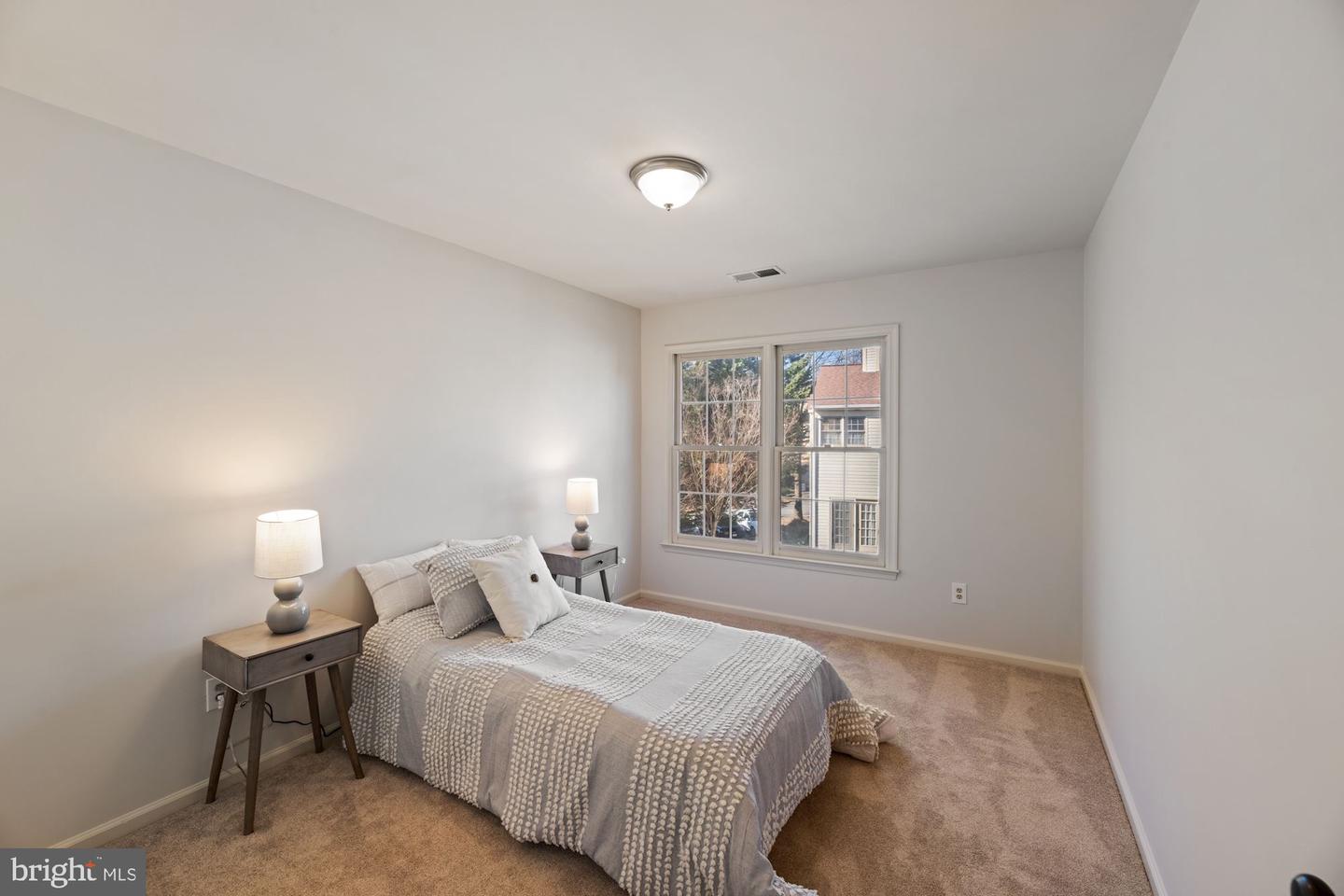 6512 Legend Gate PLACE