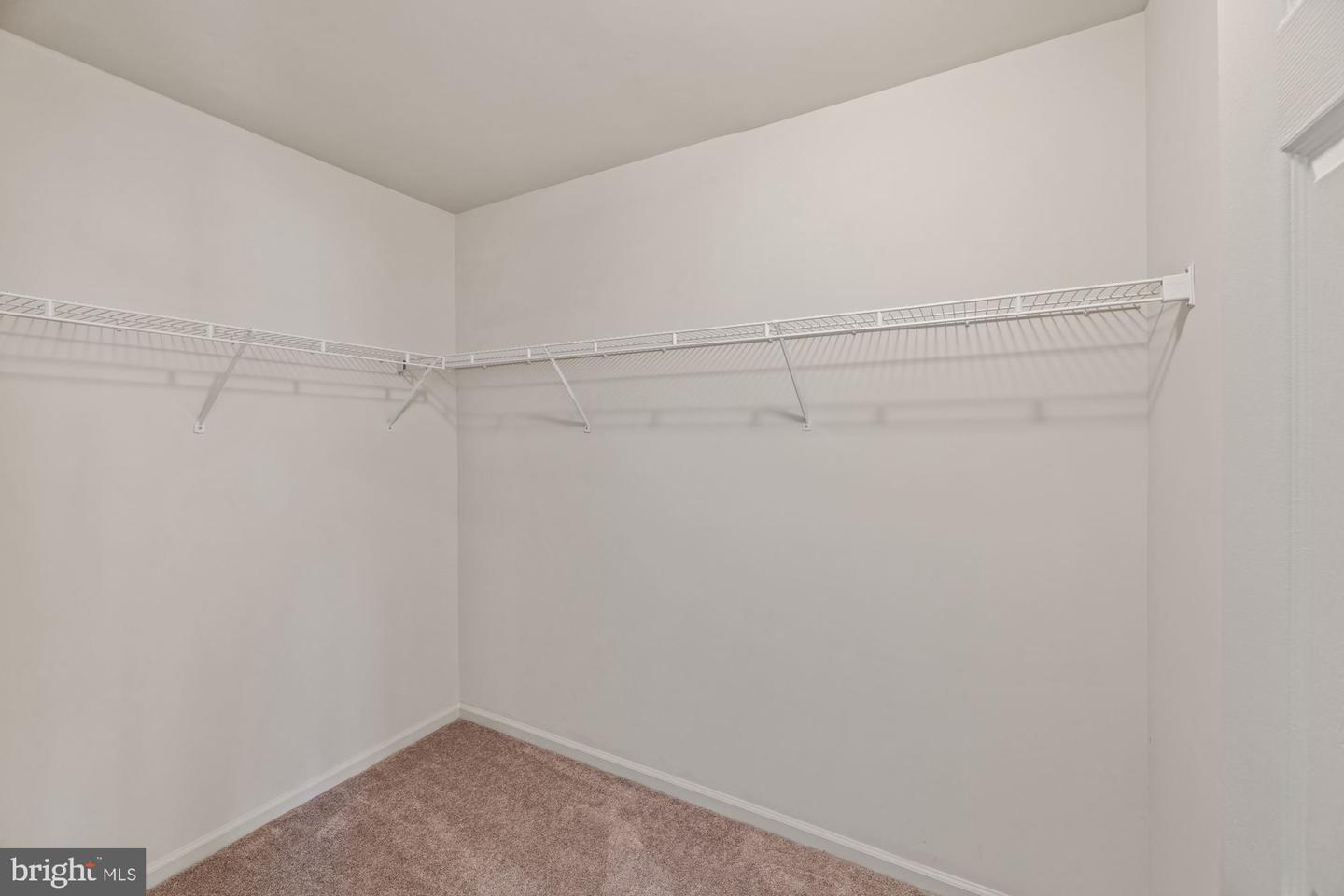 6512 Legend Gate PLACE