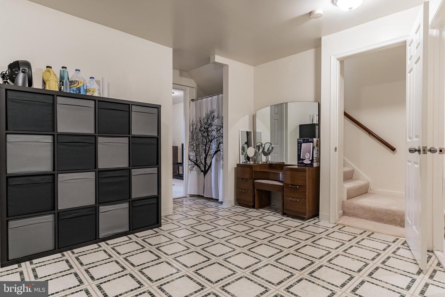 7708 Wolford WAY