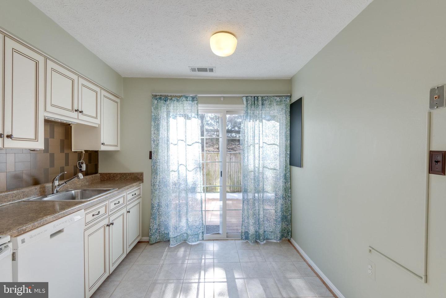 6116 Hoskins Hollow CIRCLE