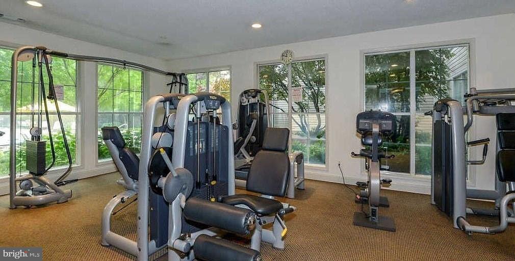 1504 Lincoln WAY Unit: 208